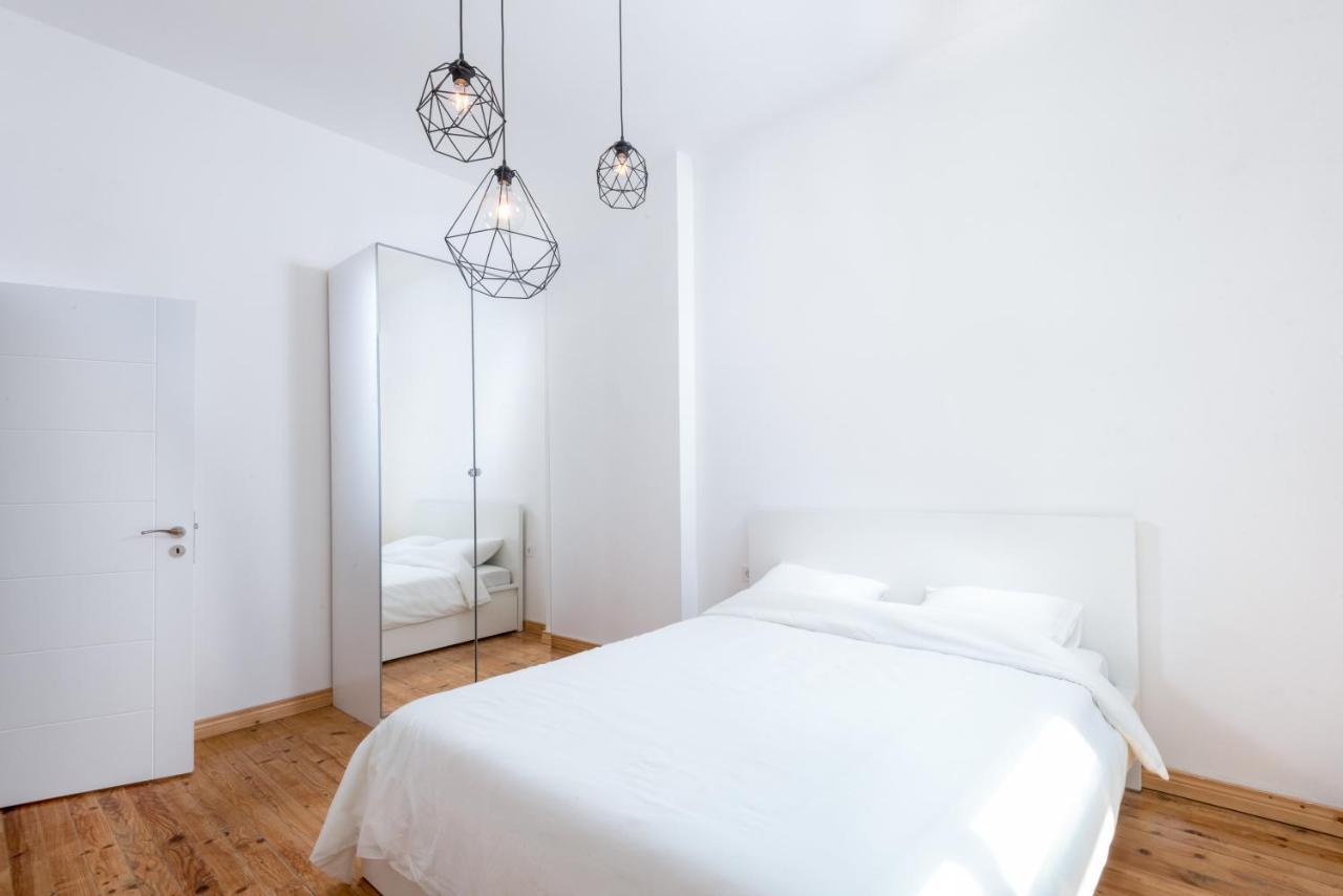 The White Apartment - Bogoridi Main Street 布尔加斯 外观 照片
